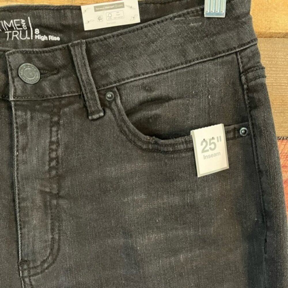 Time And Tru Black High Rise Straight Leg Crop Pants Size 8 - Picture 4 of 12
